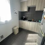 A 2 Pas Du Centre, 2 Chambres, 4 A 6 Personnes, Parking, Netflix Apartment Aurillac