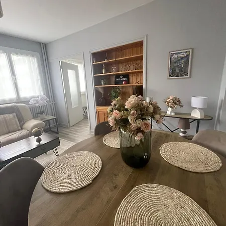 Appartement A 2 Pas Du Centre, 2 Chambres, 4 A 6 Personnes, Parking