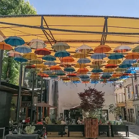 Appartement A 2 Pas Du Centre, 2 Chambres, 4 A 6 Personnes, Parking